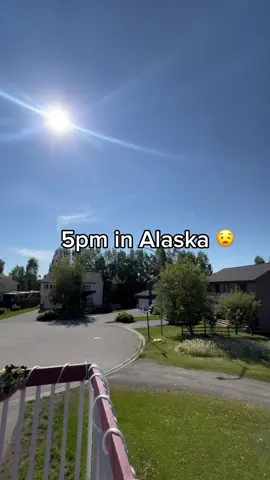 The Sunlight in Alaska throughout the day 😧 @Barstool Outdoors (via:@LazyRamp) 