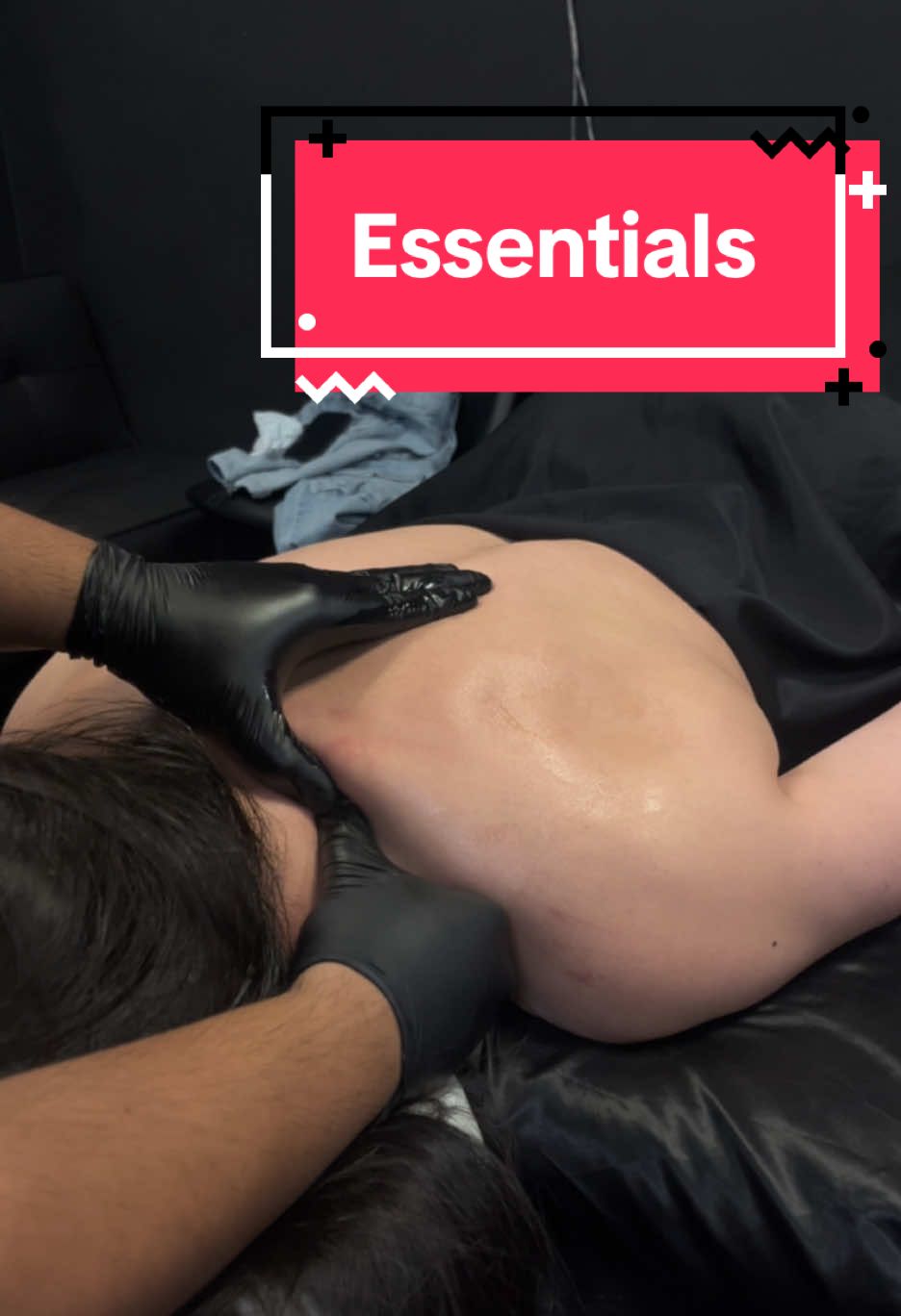 Her knots were pretty crazy  #massage #massagetherapy #sportstherapy #sheesh #knots #ohmy #SelfCare #selflove #selfworth #routine #recovery #deeptissue #foryou #ineed #need #2025 #tiktok #myself #fyp @NecesitoSportsTherapy 