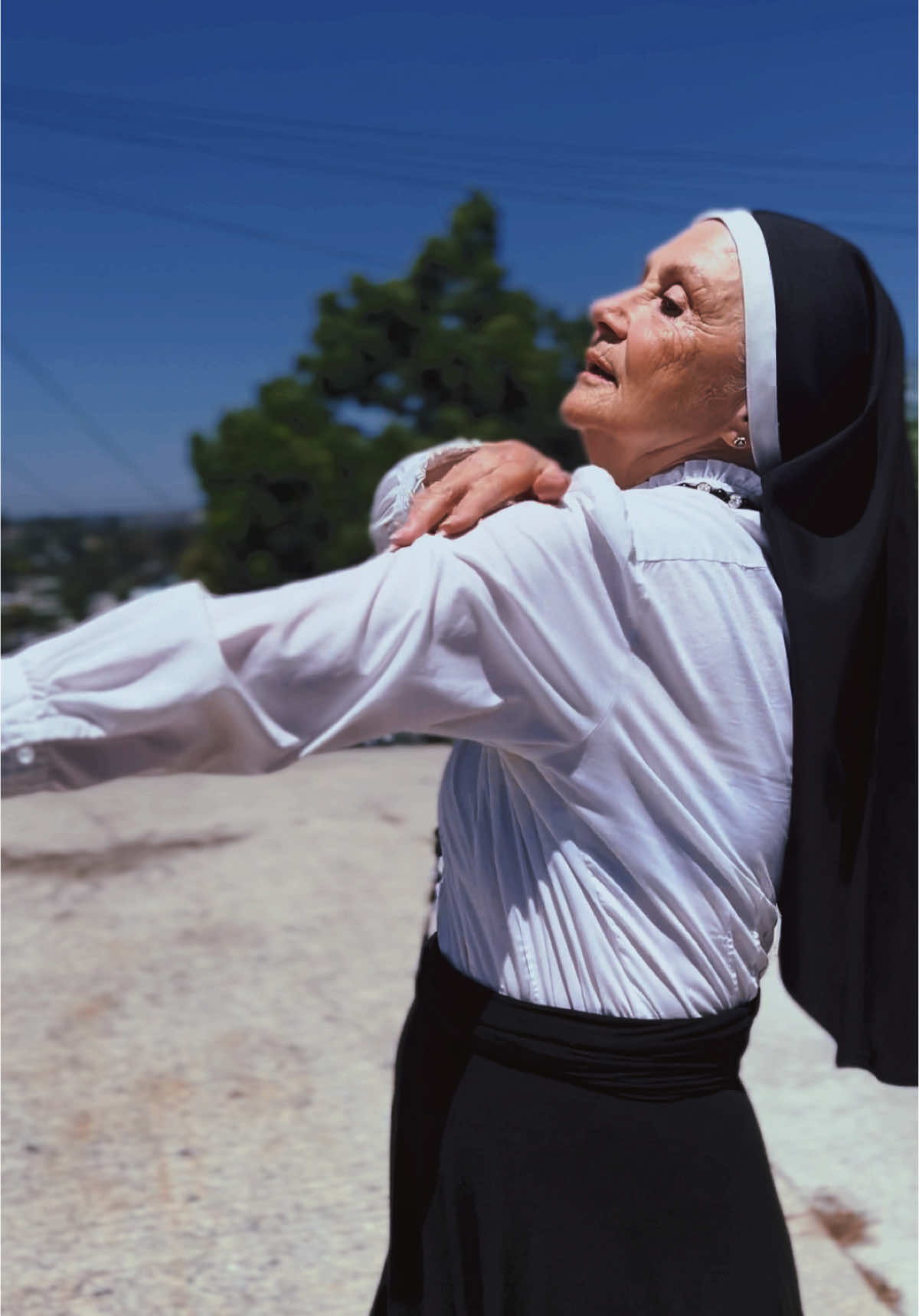 Abracadabra @ladygaga #mayhem #ladygaga #abracadabra #mayhem #littlemonster #sistermaryblaze #nuntok #nun #lgbt #fyp #fy 