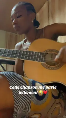 #VoiceEffects cette chanson me parle tellement mais je ne comprends mes frères congolais excusez les paroles pardon😭🤲🏽🤲🏽❤️🥹 qu’est ce que ça veut dire  Bonne année 2025 d’abord ca fait un moment #gospelmusic #toutlemonde #congolaise🇨🇩 #tiktokcameroun🇨🇲 #tiktokcotedivoire🇨🇮 #groupegael @Agustin Esono @SANZY VIANY @majabugospel 