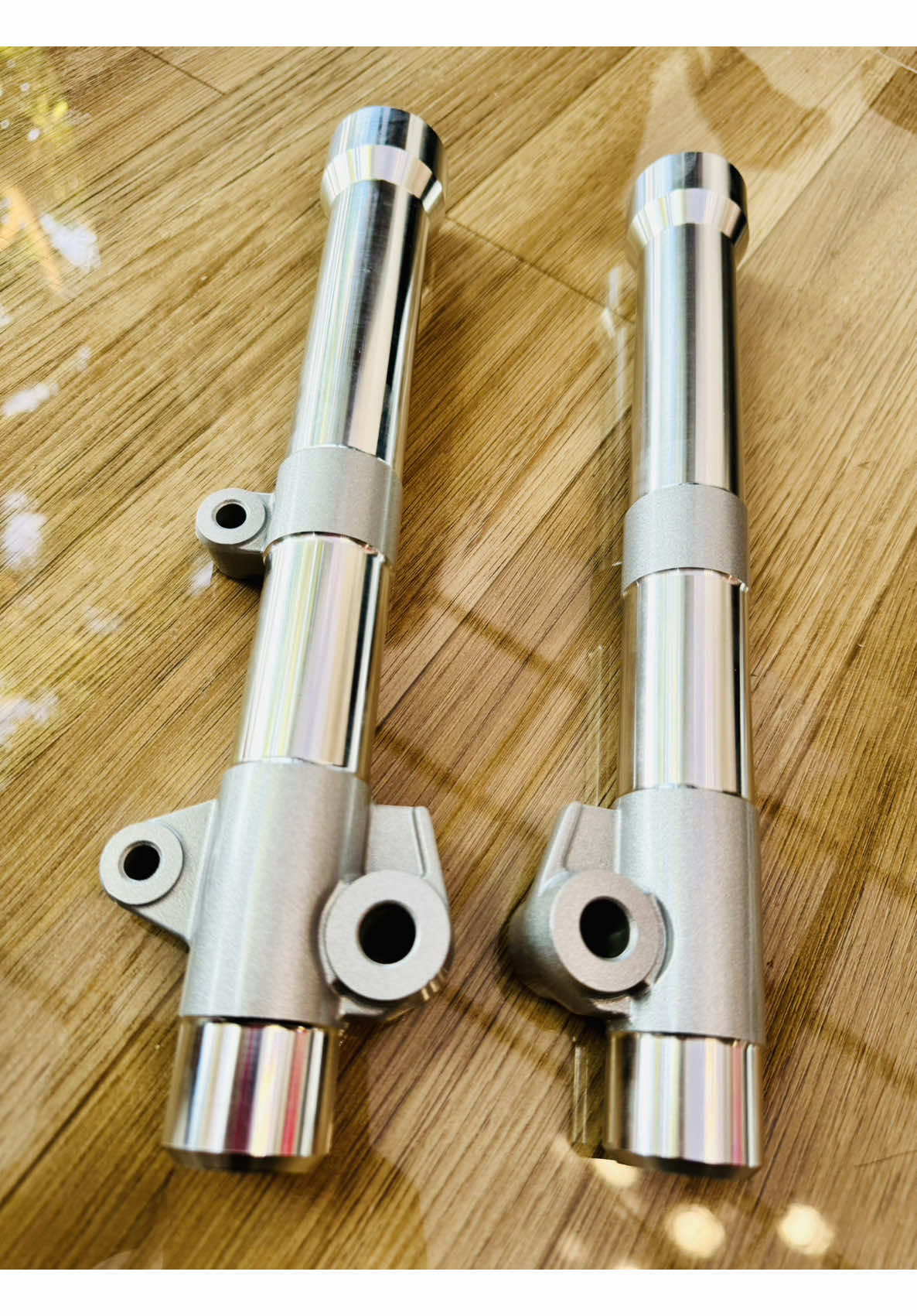 MURANG LIGHTEN FRONT SHOCK AVAILABLE PO SA TATLONG KLASE V1 , V2 at V3 😍 FOR VERY AFFORDABLE PRICE 👌🏻. i-CHECK OUT NYO NA PO 😊  OPEN DIN PO KAMI SA WHOLESALER PM LANG PO ❤️ #fyp #foryou #fypシ #fypシ゚viral #viral #best #bestseller #thai #thailand  #frontshock #wave #xrm #raider #sym #legit #legitseller #mk #mkmotorparts 