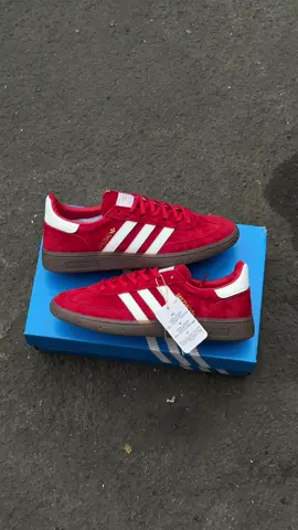 Adidas Handball Spezial Red ♦️                 - For orders and Inquiries, Visit us on Facebook and Instagram! Instagram: @theshoeemporium27 Facebook: The Shoe Emporium  #fyp #foryou #sneakers #shoes #viral #foryoupage #tiktokindia #tiktok #chinesenewyear 