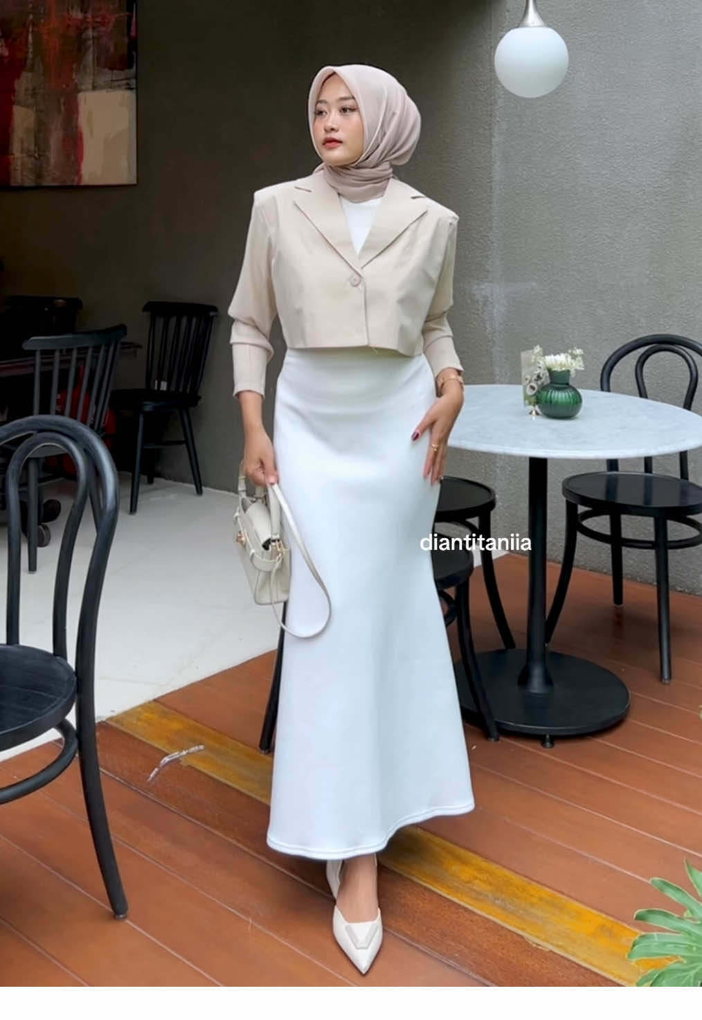 Membalas @dianti ❀ done yaa dkeranjang 💗 #outfitideas #ootdinspiration #ootdhijab 