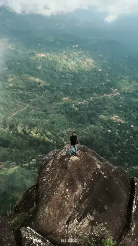 PEACOCK HILL SRILANKA PUSSELLAWA FOR SUMMER VACATION 🦚 #peacockhill #srilanka #TAMIL #TRENDING #FOLLOWERS #travelling #viewpoint #view 