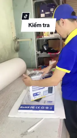 Kiểm tra đèn trước khi giao hàng 🔥 #xuhuong #tiktok #tpsolar #tpsolarvietnam #dennangluongmattroi #nangluongmattroi #tampinnangluongmattroi #quatnangluongmattroi 