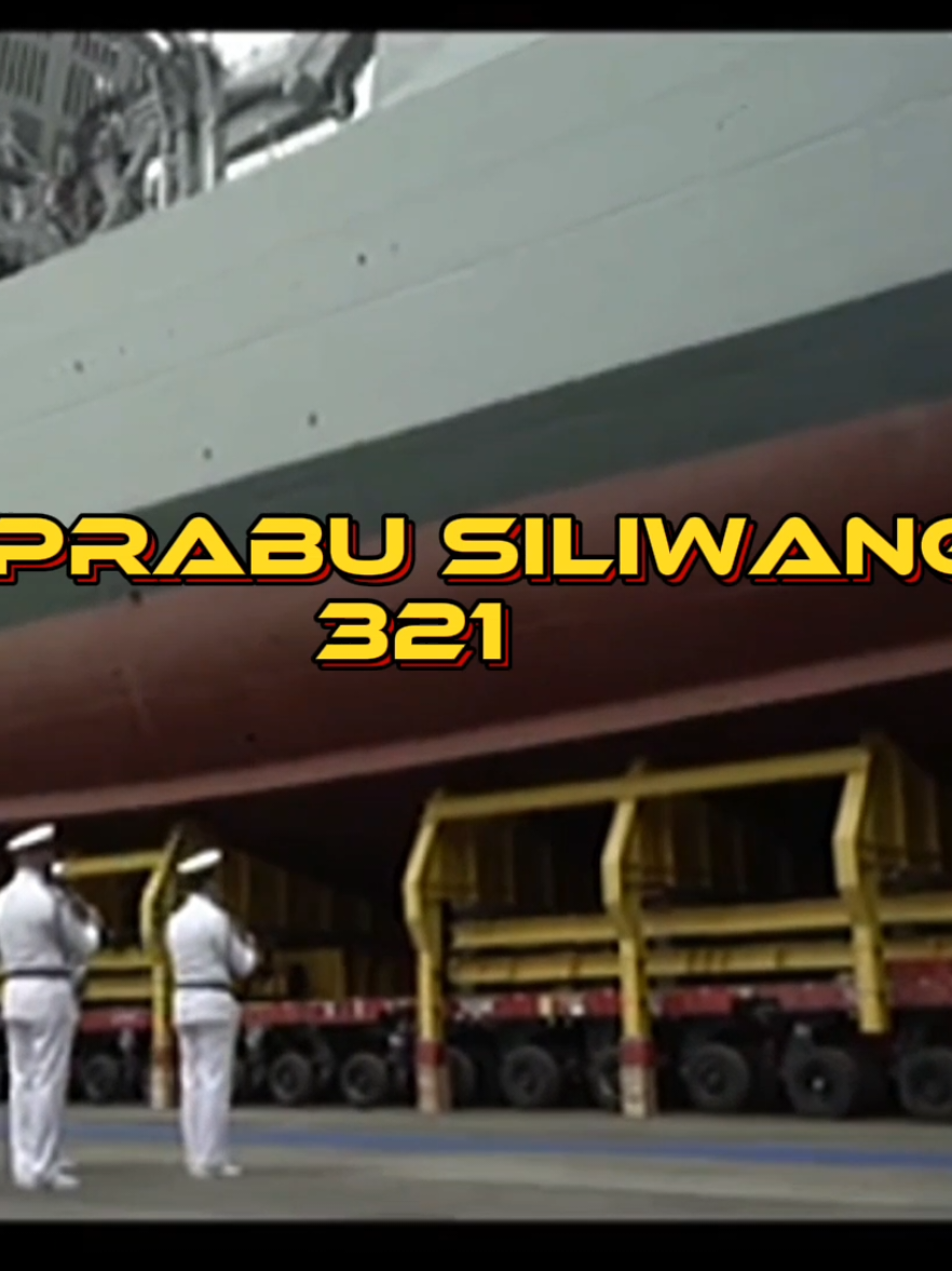 KRI Prabu Siliwangi (321) adalah kapal perang serbaguna/Multi Purpose Combat Ship (MPCS) kelas Brawijaya (yang sebelumnya disebut kapal patroli lepas pantai kelas Thaon di Revel) milik TNI Angkatan Laut.Kapal perang ini sebelumnya bernama Marcantonio Colonna (P433) dan ditujukan untuk kebutuhan mengisi arsenal Angkatan Laut Italia,namun pada akhir 2024 diakuisisi oleh Kementerian Pertahanan Republik Indonesia. Kemudian pada tanggal 29 Januari 2025 dilakukan seremoni penggantian nama kapal (shipnaming) di galangan kapal Fincantieri di Kota Muggiano (Teluk La Spezia).Kapal ini juga memiliki kapal saudari yang tergabung dalam arsenal Angkatan Laut Indonesia yaitu KRI Brawijaya (320). #fyp #CapCut #fypage #fypツ #fypviralシ #fincantieri #ppaship #italiannavy #MarcantonioColonnaP433 #indonesiannavy #tnial #indonesianfregat #kriprabusiliwangi #kriprabusiliwangi321 