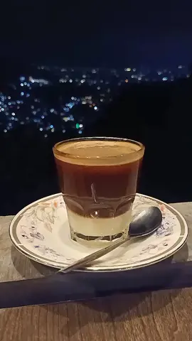 tidak semua yang datang karena perasaan #secawanmadu #agengmusic #storywa #kopidangdut #katakatabijak #malam #storykopi  #katakata #aesthetic #vibes #Quotes #fyp 