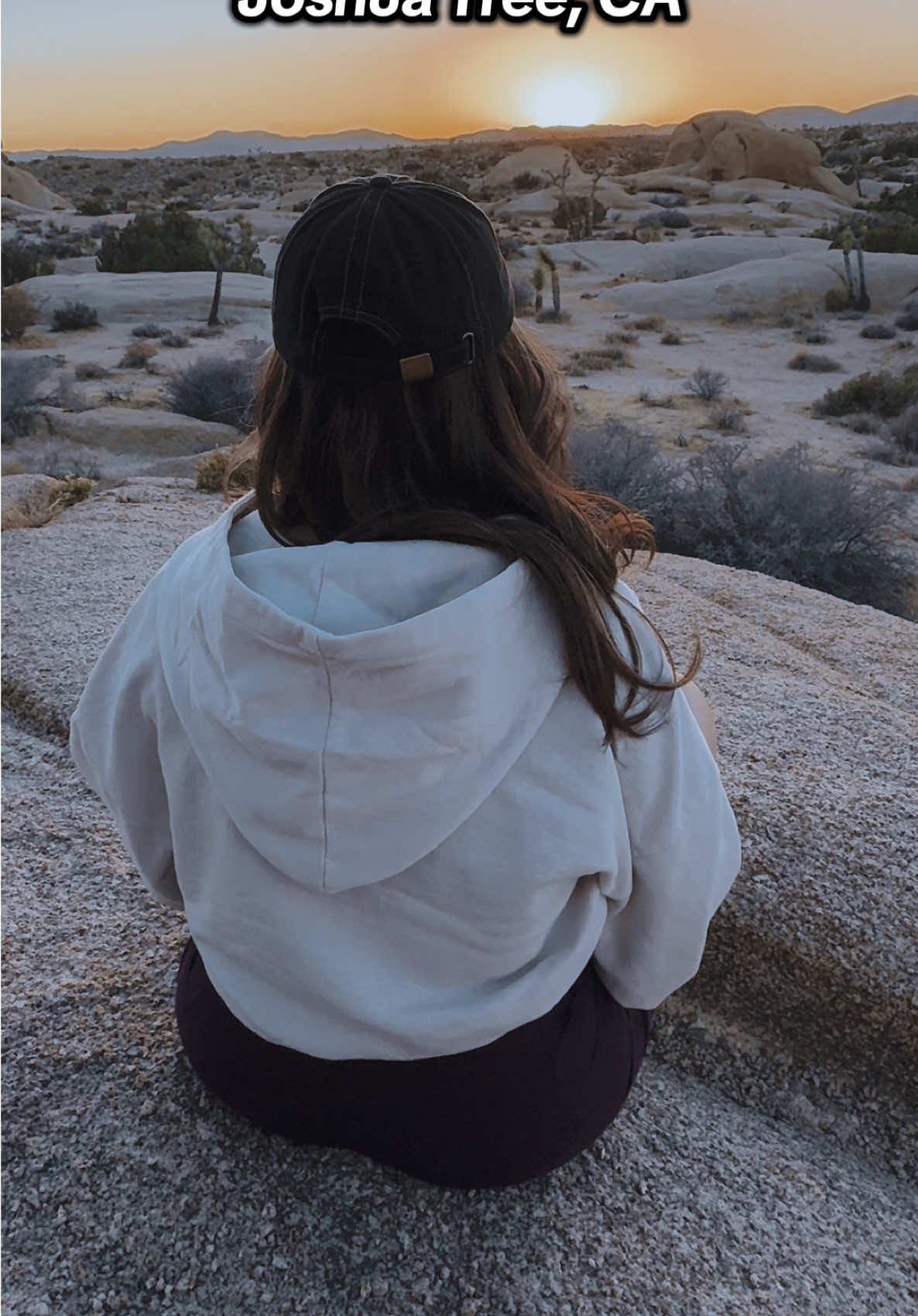 Desert Vibez 🌵 #joshuatree #joshuatreenationalpark #nationalparks #travel #MomsofTikTok #fyp #Hiking #sunsetvibes #sunset #desertlife #desert 
