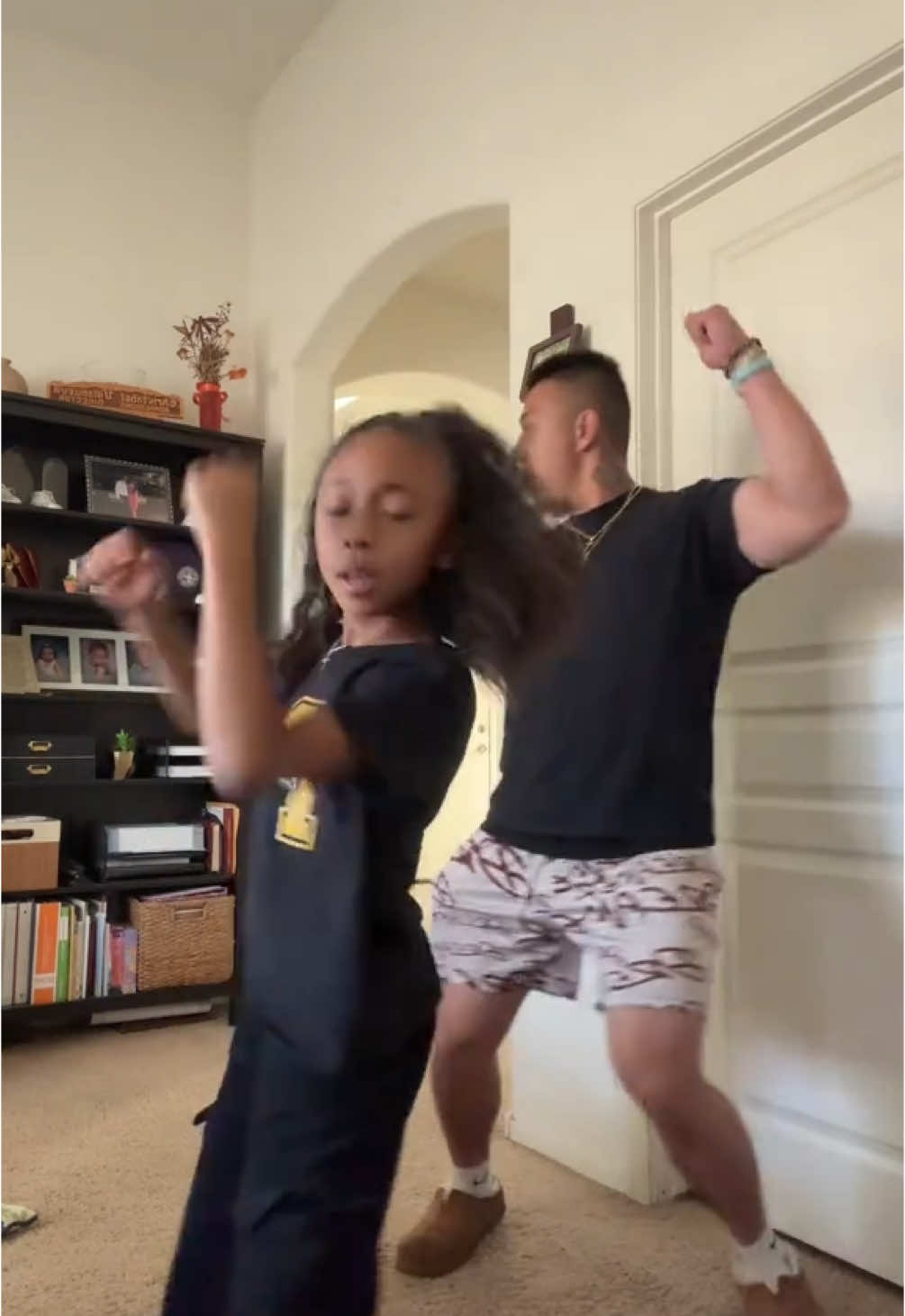 New dance trend. 🕺🔥#dancetrend #dance #fyp #viral @Thezaeway  