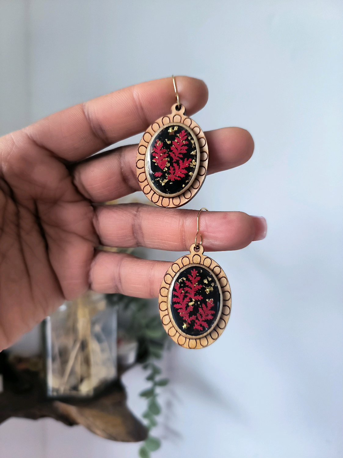 voilà je m'appelle Eunice et je suis créatrice de bijoux en vrai fruit et vrai fleur séché.#fierdemoi #chicslice #cadeaupersonnalisé #trend10kfilles 