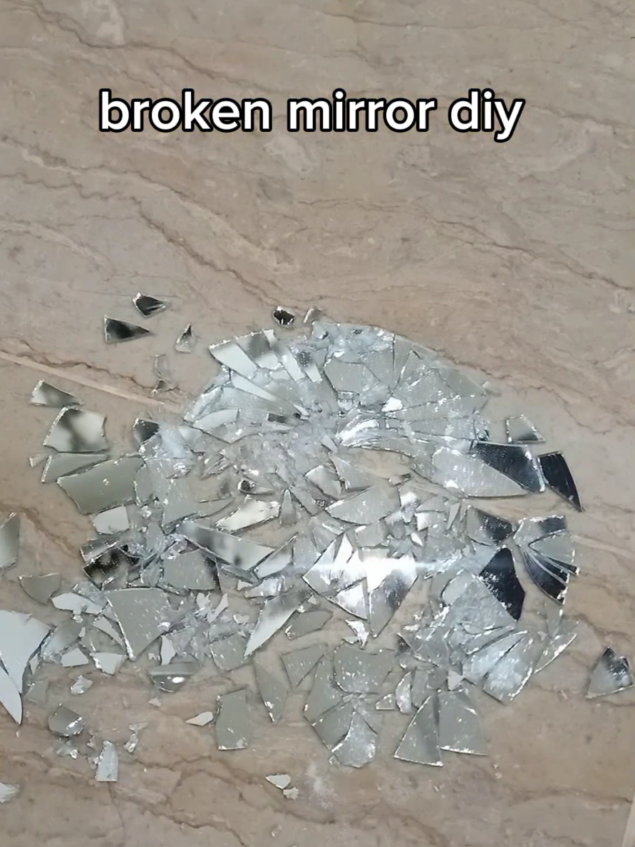 broken mirror diy #artfyp #texturedart #diyprojects #foryouu #fyp #DIY #homedecor #mirrorframe #giftideas #diyproject #artandcraft #decorideas #brokenmirror #creatorsearchinsights 