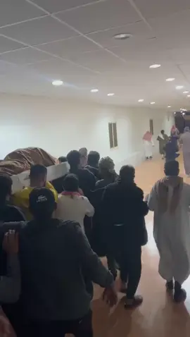 انا لله وانا اليه راجعون البقاء لله وحده ربنا يرحمه ويغفر له ويسكنه فسيح جناته ويجعل قبره روضة من رياض الجنة
