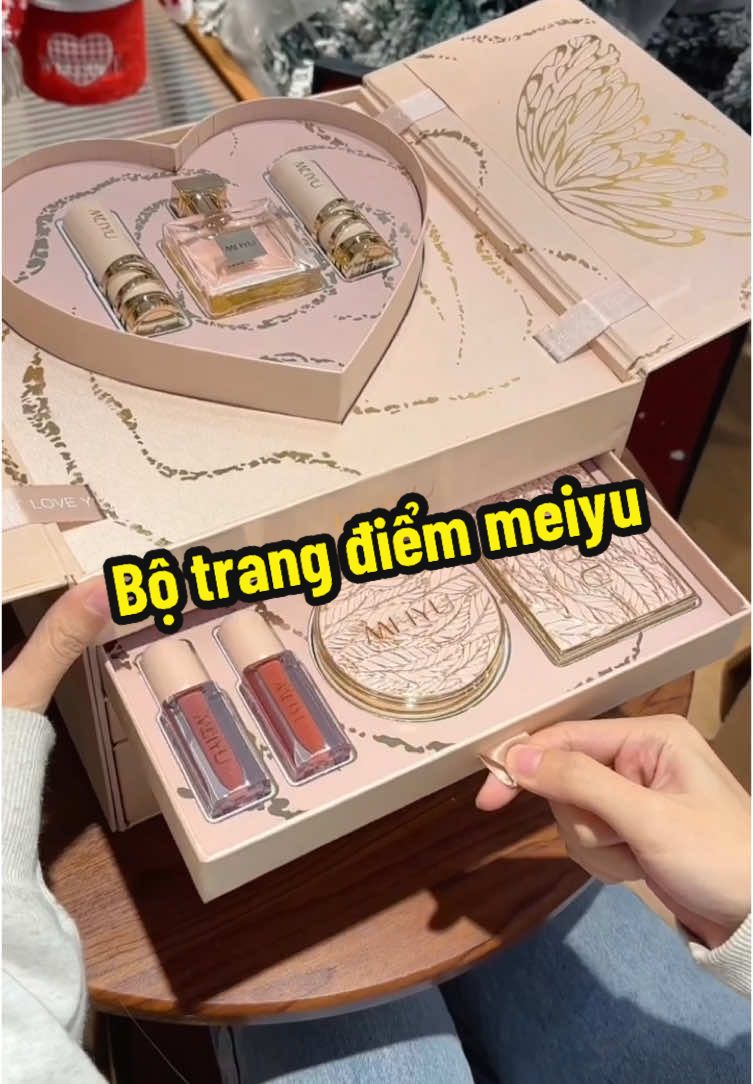 Bộ trang điểm meiyu, quà valentine năm nay #review #quavalentine #quatangnguoiyeu #ngocreview #botrangdiemmeiyu 
