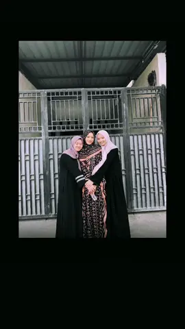 Menghitung hari tiba - tiba udh mau lebaran aja. Semoga bisa kumpul - kumpul lagi gais, minus Tika ini 😅#CapCut 