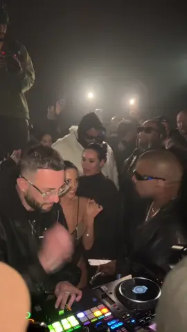 Bro was surprised she actually was there #kanyewest #kanye #yeezy #ye #biancawest #bully #grammys 