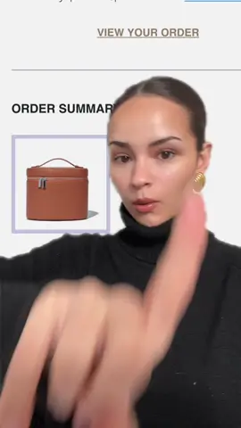Replying to @d a n i e l l e #greenscreen @Saie didn’t come through, but I did 🙂‍↕️🫶🏼 #saiebeauty #saiemakeupbag #giveaway 