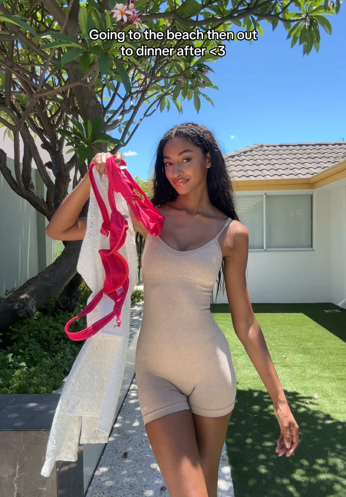 Literally the best combo #holidayoutfits #365daysofoutfits #holidayfitcheck 