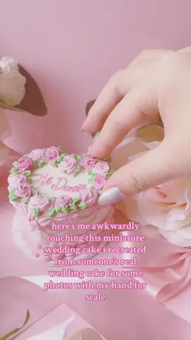 #fyp #fypp #fypシツ #polymerclay #polymerclayartist #artistsontiktok #DIY #ミニチュア #handmade #miniatures #wedding #weddingcake #weddingcakes 