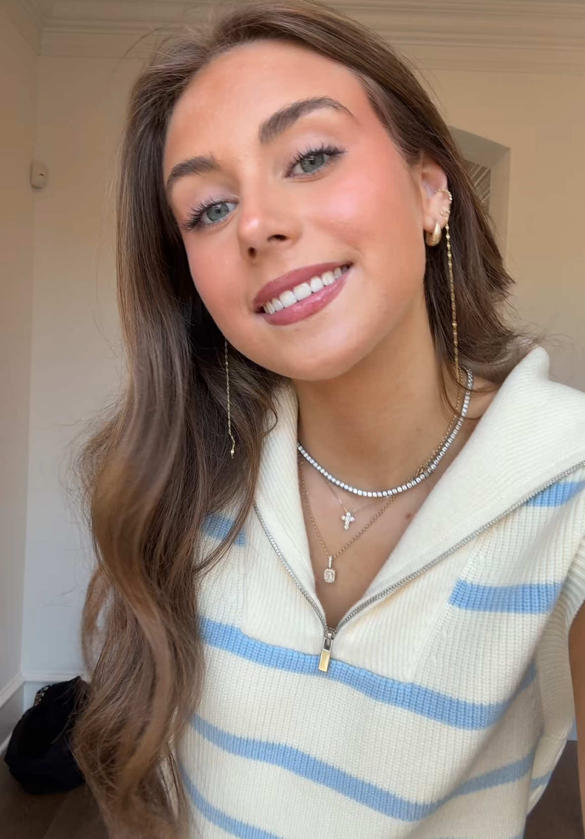 had to change up the ootd spot #OOTD #outfitinspo #firspo 