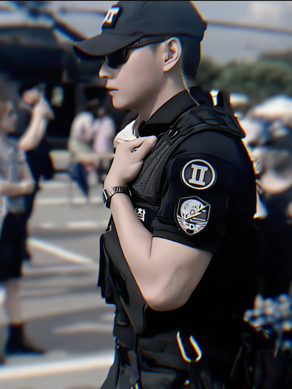 taehyung pake seragam military yang ini, aura nya gak ketahan 🥹 #taehyung #kimtaehyung #btsv #btsarmy #bts #bts_official_bighit #thv #김태형 #fyp #tae #taehyung #btswamil #taehyungedit #04022025 #fypシ゚ 