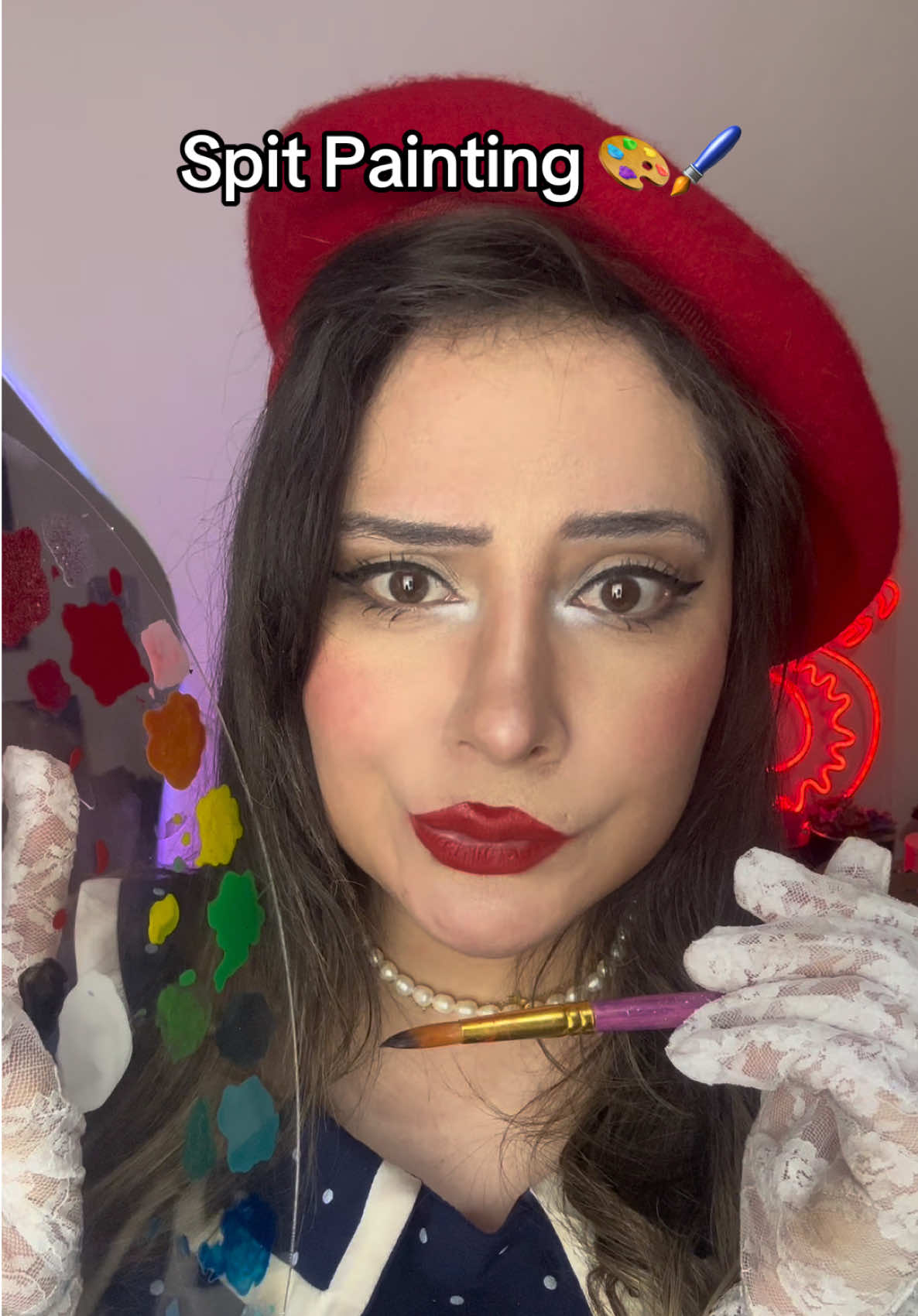 Te pinto la carita #asmrspitpainting #asmrmouthsounds #asmr #tepintolacara #spitpainting #asmrsounds #relaxingvideos #videosparadormir #satisfying 