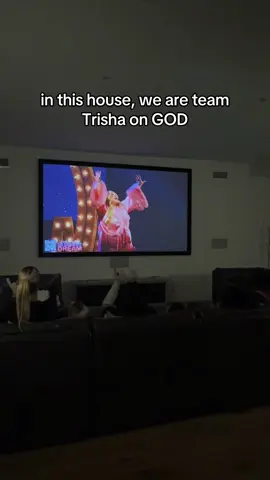 WE LOVE U @trishapaytas 💓