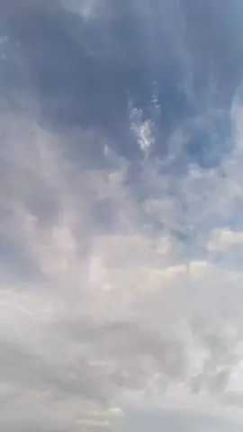 الحب يأتي من القلب بسبب الإخلاص، وليس من العيون بسبب الجمال