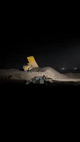 we pride to fight #komatsu 