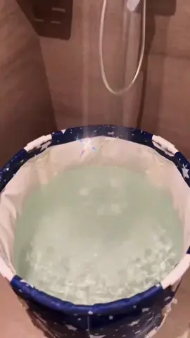 Bồn tắm gấp gọn cho người lớn 6 lớp , làm từ vải OXFORD , chống thấm , cách nhiệt , bồn tắm có ống xả nước tiện lợi