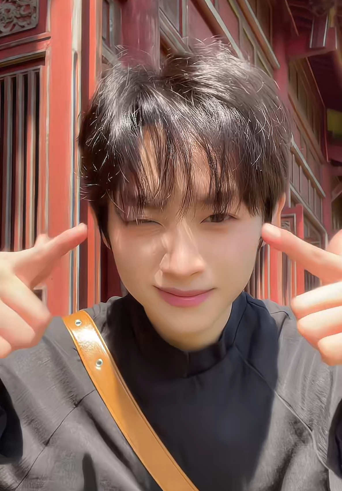 Trúng tiếng sét ái tình với các em xinh 🫵🏼🫣 #콩비 #CONGB 