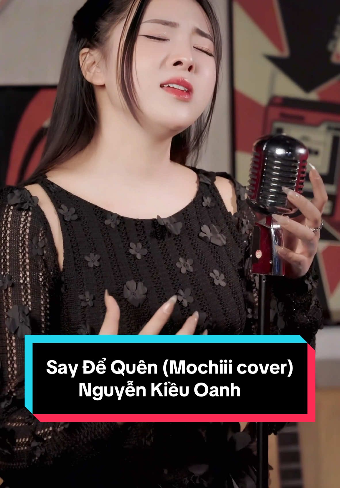 Em phải uống đến khi nào em cười  Em phải say đến khi nào quên người 😞 #mochiii #nguyenkieuoanh #saydequen #acventertainment 
