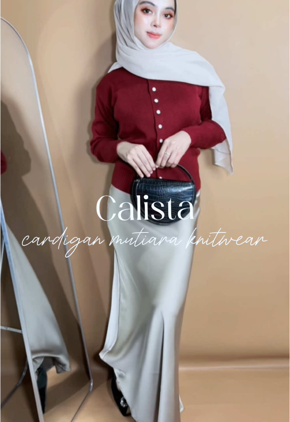 maroon mylovee❤️ #cardigan #maroon #maroon5 #outfitideas #outfit 