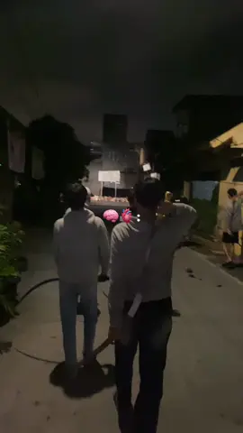 🙇🏼