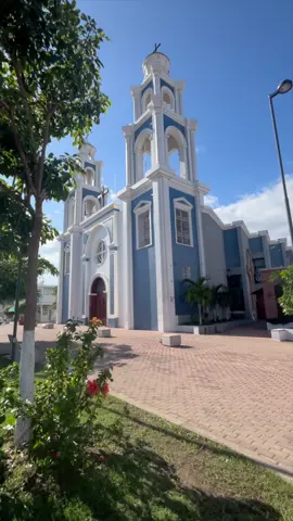 Bienvenidos a #comalcalcotabasco la perla de la chontalpa, puerta de entrada al mundo maya. Aquí se cosecha el cacao que da orígen al mejor chocolate del mundo.