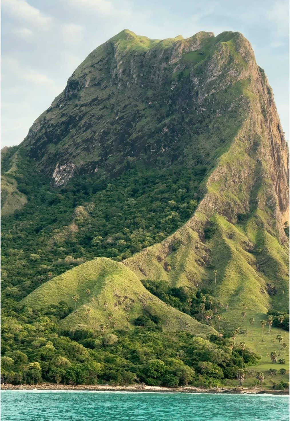 Jangan mati sebelum ke Nuca Molas✨ #nucamolas #wonderfulindonesia #pesonaindonesia #exploreindonesia 