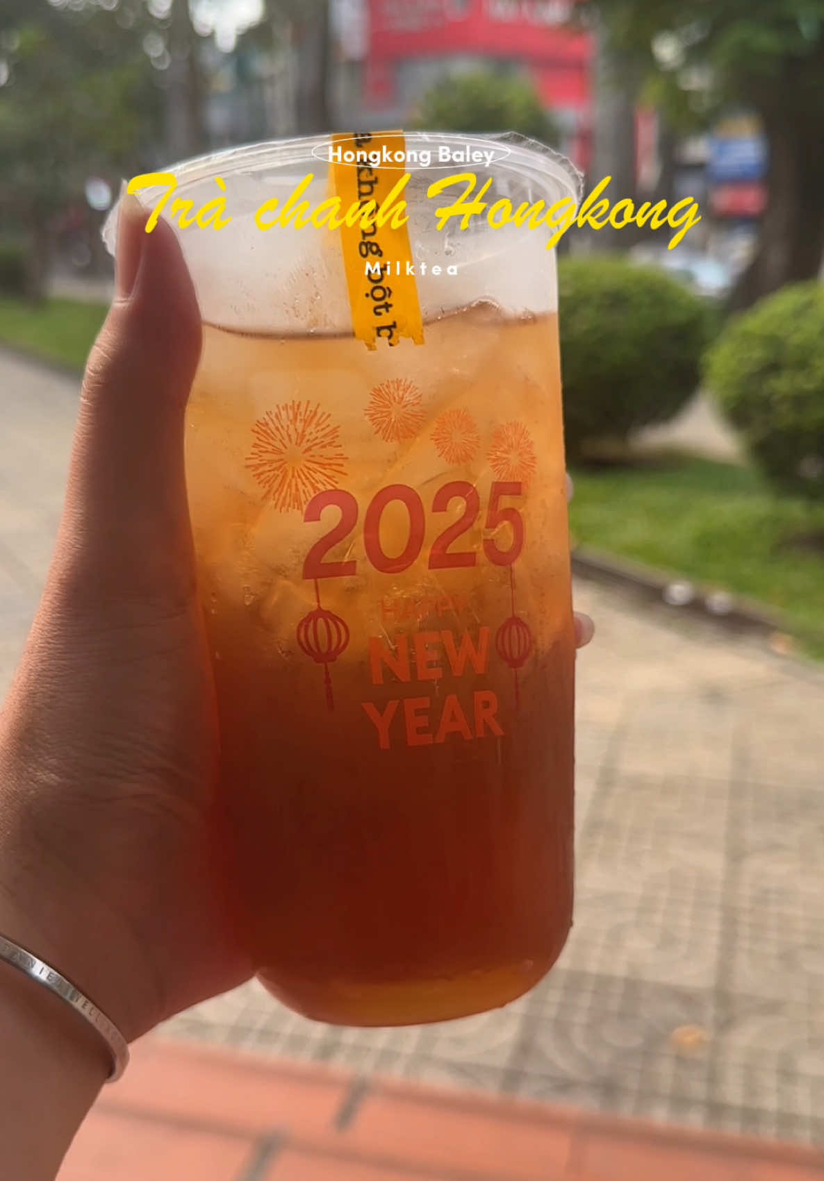 Món trà chanh huyền thoại mà ai cũng phải uống #hongkongbaley #xuhuong #tiktokgiaitri #trending #fypシ゚viral 