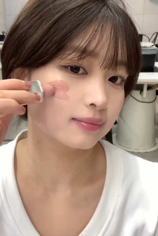 2025大人気 aztk リキッドチーク塗り方 初恋のように甘くてかわいい💕 バレンタインデーにぜひ使ってほしい超かわいいチーク💜💛🧡 #aztk #チーク #リキッドチーク #ツヤチーク #可愛い #単色チーク #マット #シェーディング #リキッドチーク #高発色 #丸顔 #チークの塗り方 #メイク #初心者 #美容 #liquidblusher #blush #qoo10 #qoo10メガ割 