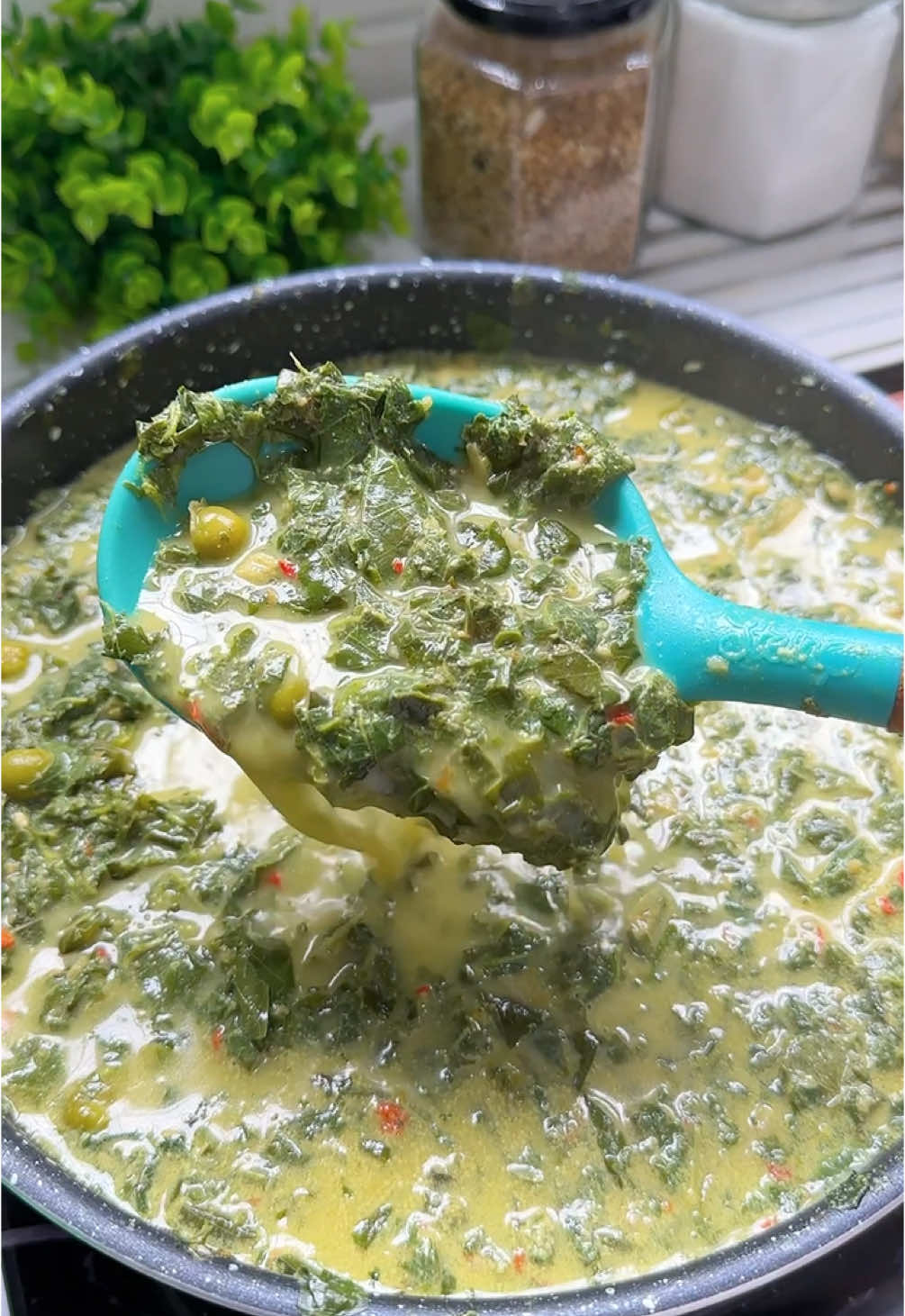 Daun ubi tumbuk  #fyp #menuharian #masakanrumahan #dinapuji95 