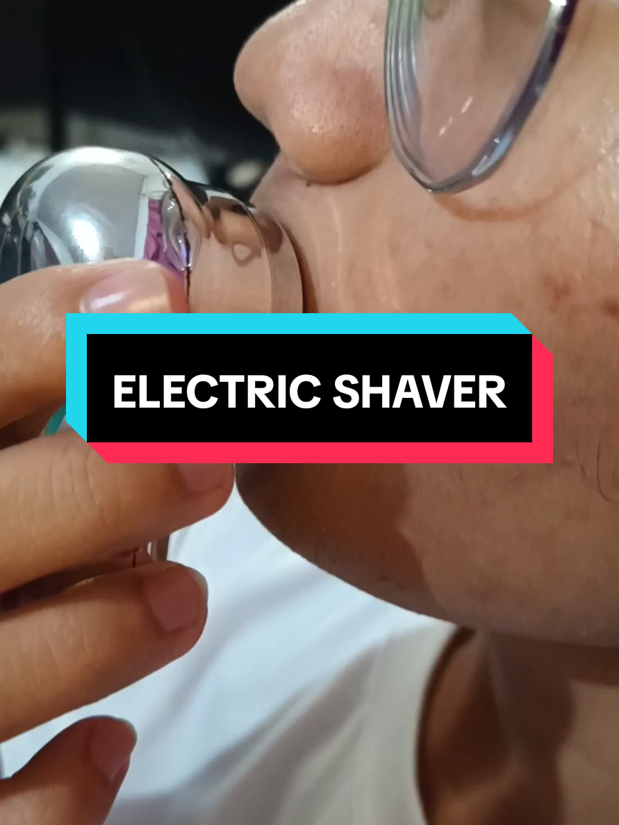Electric shaver na rechargeable try nyo na habang sale. 😊 #electricshaverformen  #rechargeable #razor  #miniportable #fyp 