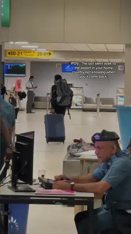 Maybe it’s called the hardest moment 🤍 ! #fyp #fypシ #foryou #foryoupage #fyppppppppppppppppppppppp #browntiktok #Love #relatable #life 