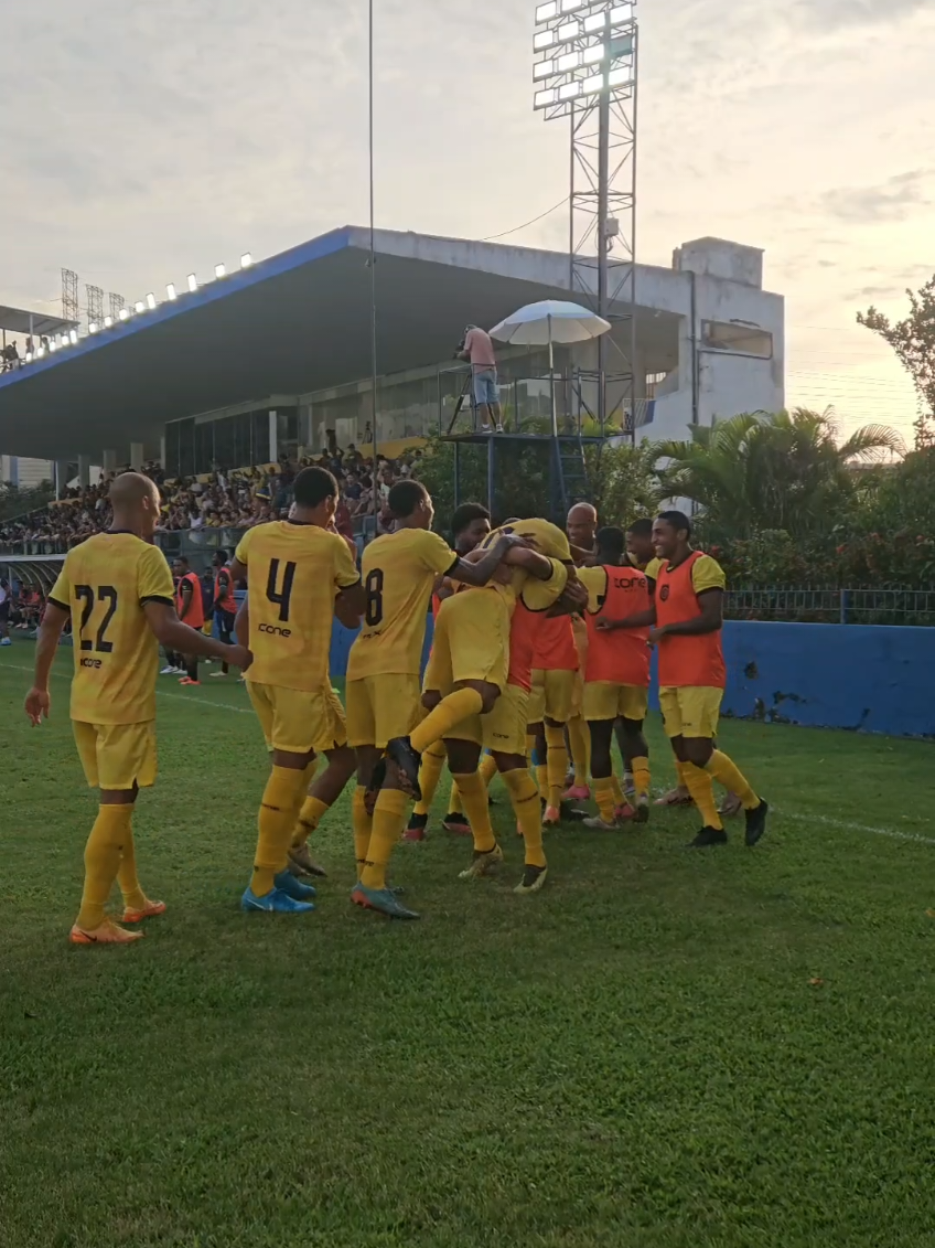 VENCE O MEC! 🇷🇴🔥 Com gol do Marcelo de pênalti, o Tricolor Suburbano derrota o Maricá por 1x0 e segue vivo na briga pelas semifinais. #fyp #fy #foryourpage #foryou #futebol #Madureira #TricolorSuburbano #Cariocao #gol 