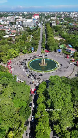 Bundaran untan di hari minggu #pontianak #kalimantanbarat #untan 