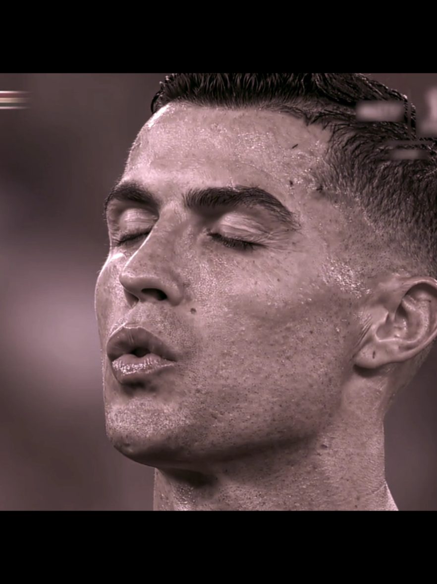 اليوم سيبلغ عمر الاسطوره 40 سنة 🐐💔#fyp #foryou #football #اكسبلورexplore #كرستيانو_رونالدو #cr7 #نادي_النصر_السعودي #تصميم_فيديوهات🎶🎤🎬 