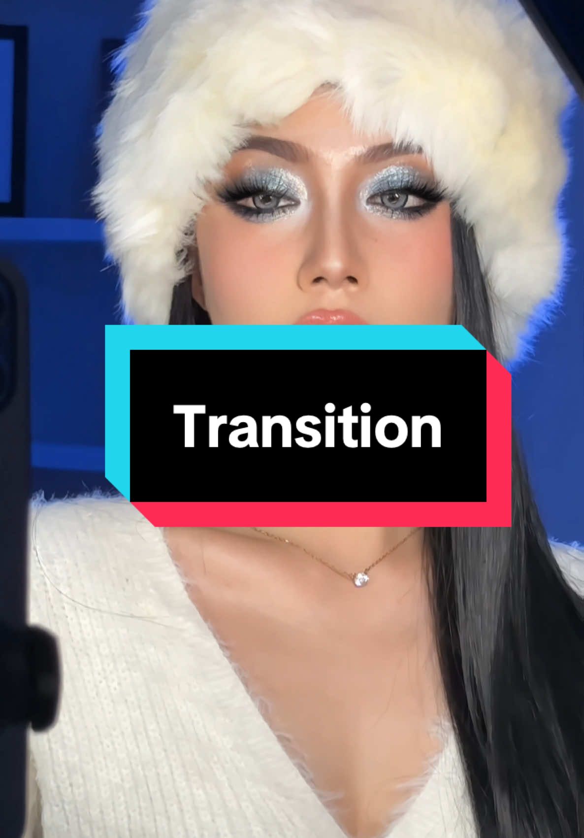 Biến hình thay đầu 😌#CapCut  #tiktokgiaitri #makeup #BeautyTok #tetdongmoivuilays #bienhinh #transition #beauty #goclamdep #LearnOnTikTok 