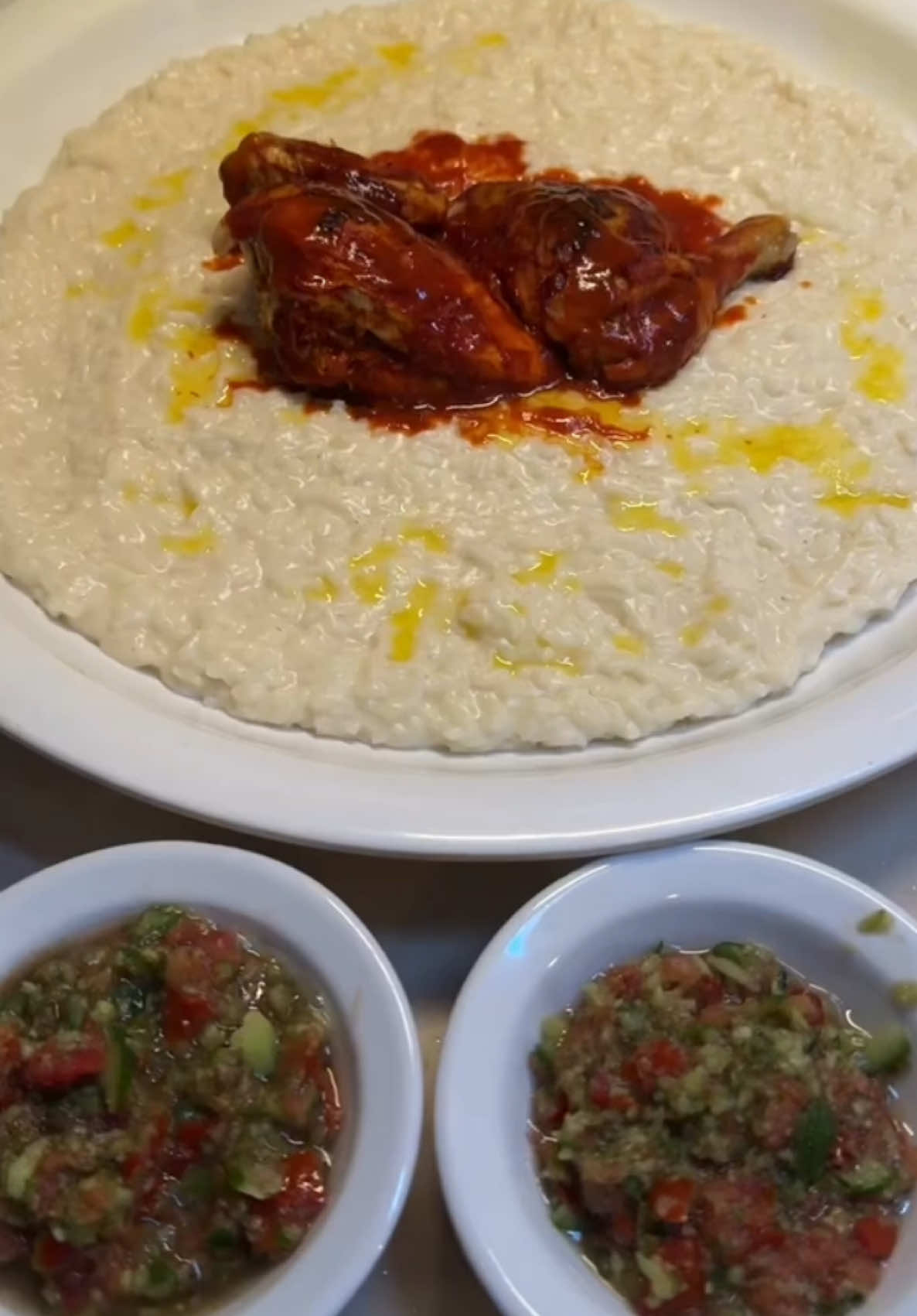 سليق 👍اسلق الدجاج مع بهارات حب واذا استوى احمره مع صلصله ومرقه الدجاج ولون اصفر وبهارات ونفس الصوص اخففه بماء واحطه على الدجاج واحط الرز إذا استوى يكون الماءكثير احط كوب حليب او اكثر حسب كميه الرز وقشطه وبالمضرب خمس دقايق #اكسبلوووووررررر🤍🦌 #سليق_بالقشطة #سليق 