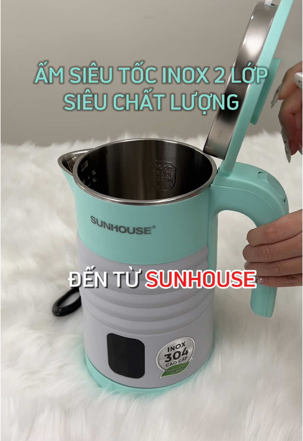 ☕ ẤM SIÊU TỐC SUNHOUSE 1.8L - NHỎ GỌN, SIÊU CHẤT! 💥 ✅ Inox 304 cao cấp - An toàn sức khỏe, bền bỉ theo thời gian. ✅ Tự động ngắt thông minh - An toàn , không lo cạn nước. ✅ Đế xoay 360° linh hoạt - Tiện lợi ở mọi không gian. ✨ Nấu nước nhanh - Thảnh thơi tận hưởng cuộc sống hiện đại! 📌 Click ngay vào giỏ hàng để rinh siêu phẩm! #sunhouse #amsieutoc #tiktok #fyp 