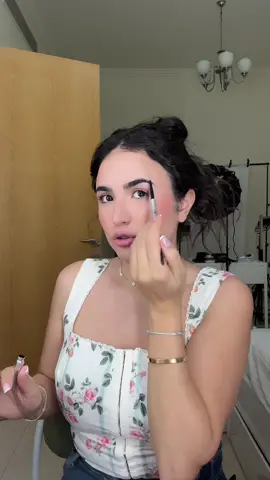 شو رايكم ؟؟ #yara_aziz #يارا_عزيز #دبي #arabcomedy #dubai 