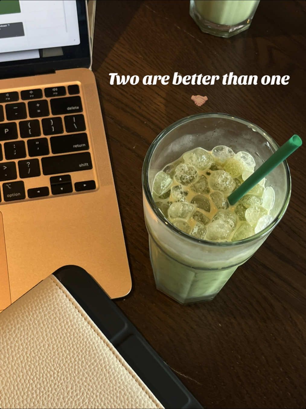 Two are better than one, after all 🤷🏻‍♀️🤝🏽 #imjustagirl #girlythings #coffeeshopvibes #friendshipgoals #introvertsbelike @becoming.nai 