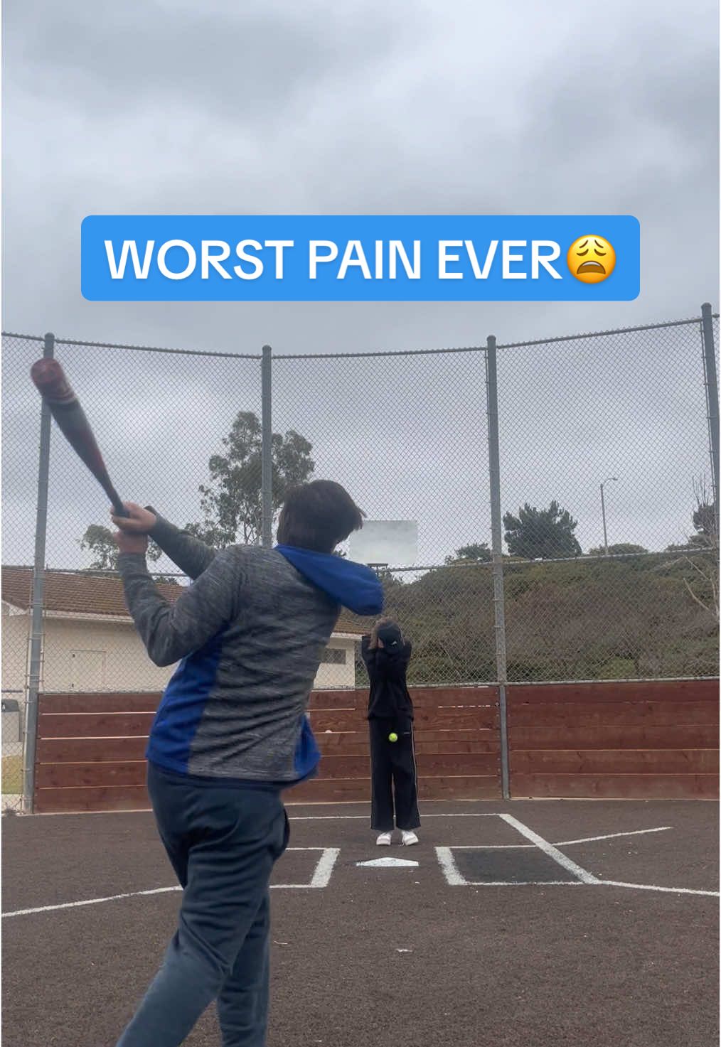 He’s not ok..😬😬 #fyp #foryoupage #viralvideo #trending #ouch #tiktok 