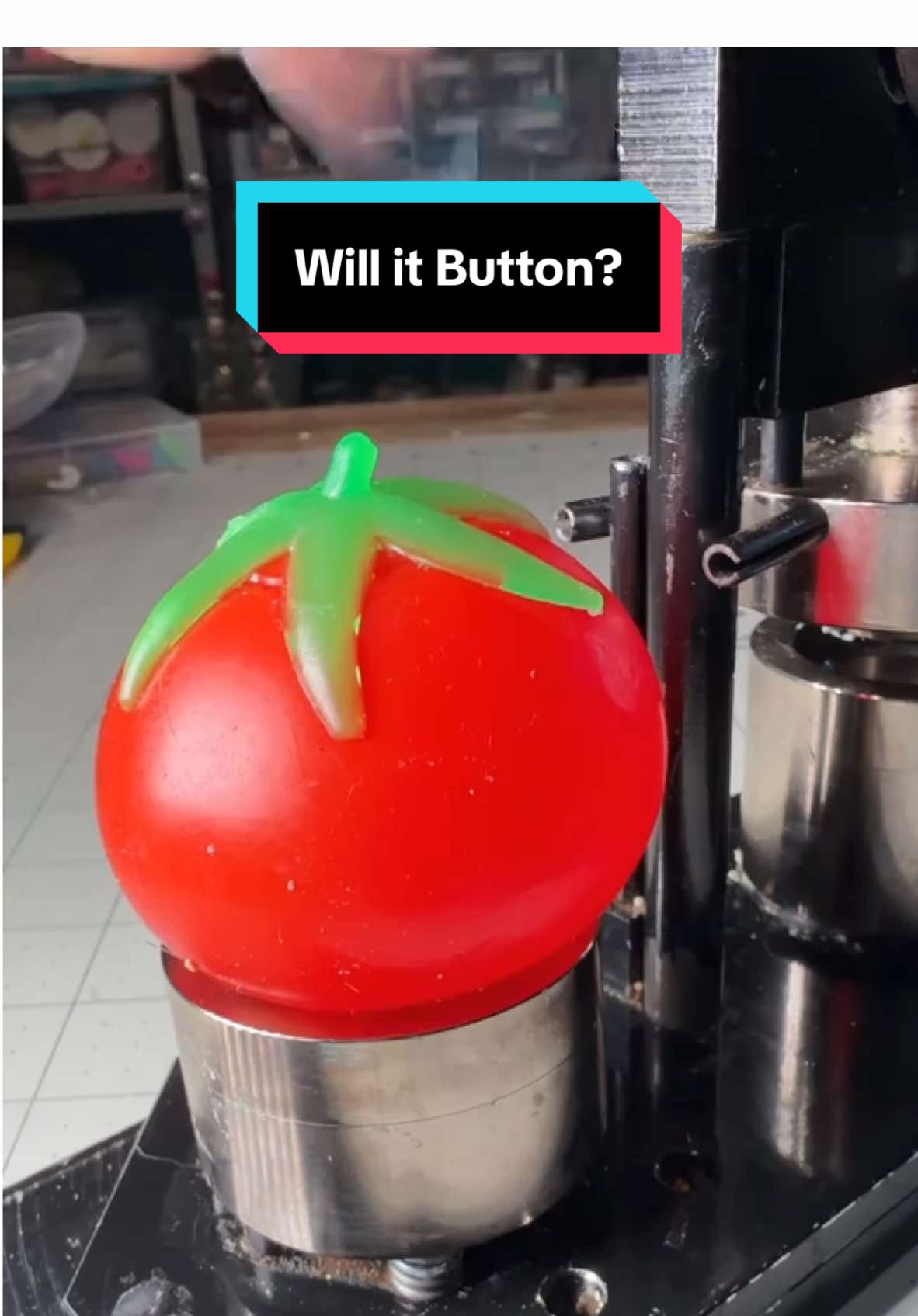 Will it Button? #nickpainting #button #relish #waxseal 
